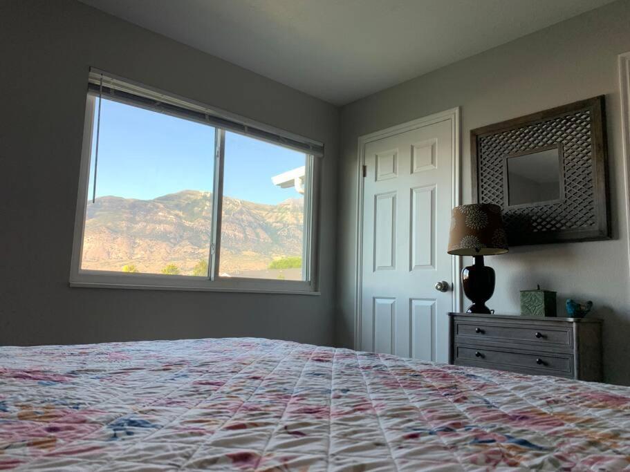 Rooms With A Mountain View Pleasant Grove Exterior foto